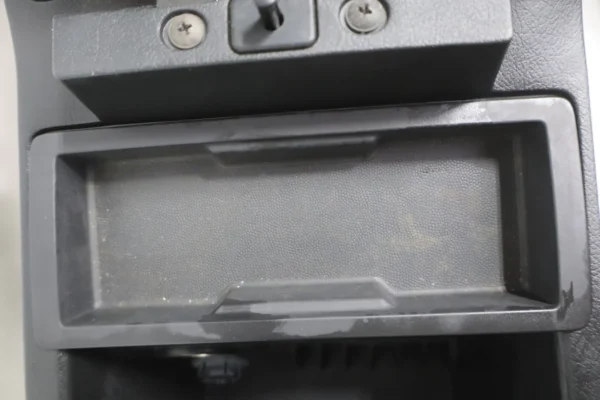 57_b5a0bf03-78e0-4a32-a580-cdadd16c5615 2004-2006 Pontiac GTO - Centre Console Shifter Bezel W/ Window Switch