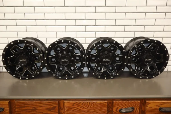 03-07 Hummer H2 Set of Ultra Motorsports Warlock 217 17x9 Wheels