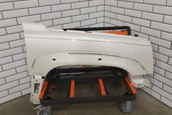 02-06 Cadillac Escalad Front Right RH OEM Bare Fender (White Diamond 98U) Notes