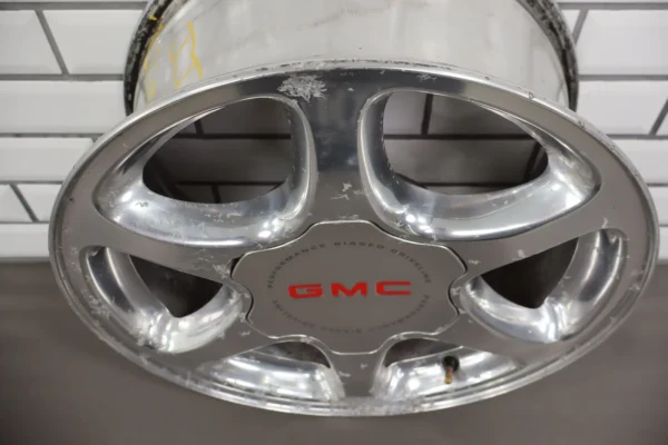 57_bc8e6b78-b2a5-452e-8e45-9c2082eb06de 2001 GMC Sierra C3 Set of 4 17x7.5 Fully Polished Wheels *See Photos*
