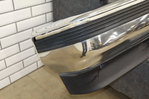 57_c781c70f-bfdf-4b0f-b647-9a4bc81d54a4 1996 Chevrolet Tahoe Front Bumper WA229A