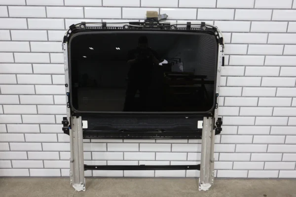 57_c8b6e0de-70e9-4a97-a4c5-ddad8b5c1107 16-19 Lexus GX460 Sunroof With Glass/ Motor/ Tracks/ Frame (Tested)
