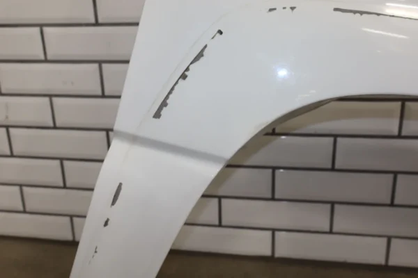 57_cd4dc5ac-2b4c-4175-b99f-f3fb0d73b678 99-06 Chevy Silverado/Tahoe/Suburban Passenger Right Fender (Summit White 50U)