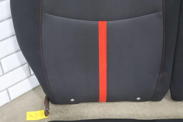 57_d24fb94f-4c89-45ff-8fed-20563769ed39 2012-2017 Fiat 500 Abarth (1.4L Turbo 2-Door) Cloth Rear Seat Black/Red