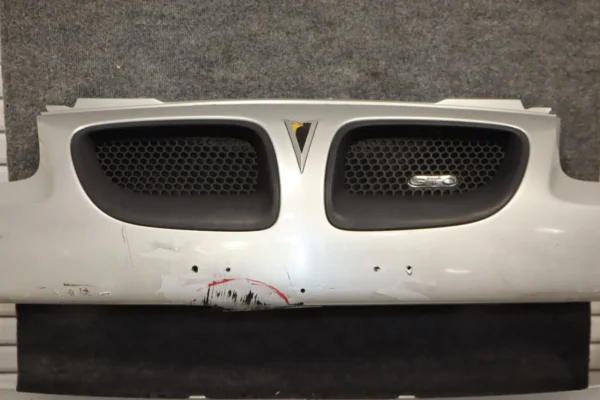 57_d8ba6e7b-712a-4c06-ab0f-b1cb04910c13 2006 Pontiac GTO Front Bumper Quicksliver Quicksliver