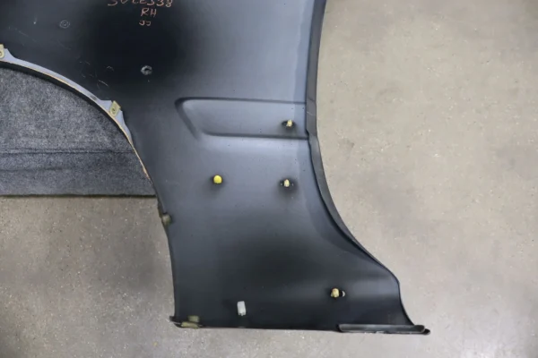 57_d9d3a1fb-6579-4d6a-ae69-cff51436df34 1997 Lexus LX450 Right Fender