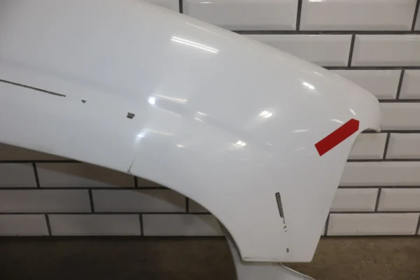 57_db4310ff-ce01-45ea-9698-1db774b0f7c6 99-06 Chevy Silverado/Tahoe/Suburban Passenger Right Fender (Summit White 50U)