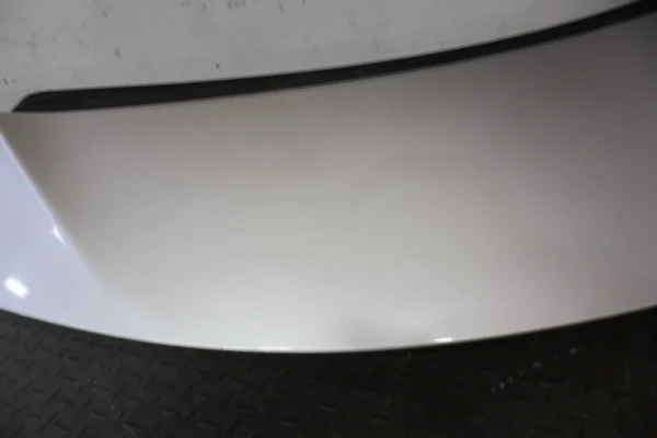 57_dbf2f62f-f095-4afc-b88b-16cee00daf45 18-19 Lexus LC500 OEM Power Rear Spoiler (Liquid Platinum 1J2) Unable To Test
