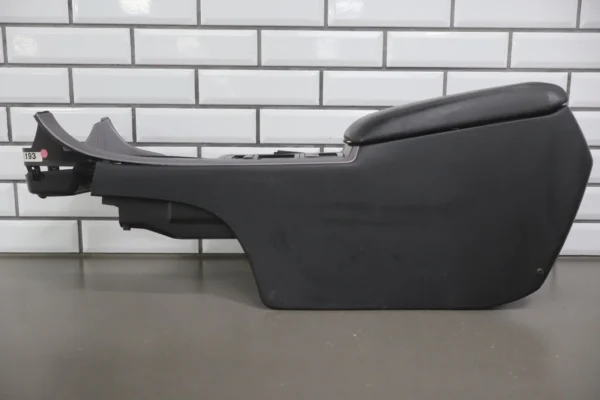 57_e516c17b-f126-47c7-ab71-bbc83a40018d 2004-2006 Pontiac GTO - Centre Console Shifter Bezel W/ Window Switch