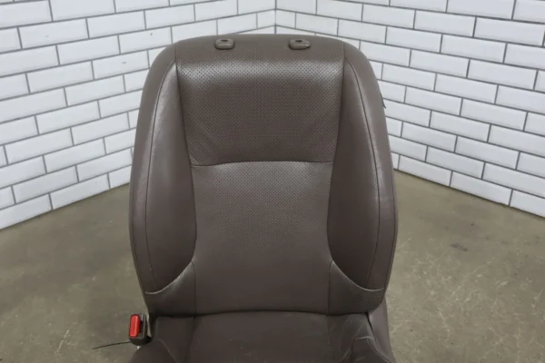 57_f2bb56c6-d973-411d-8a3f-3ec7d964a7a4 2010-2013 Lexus GX460 Left Driver Front Power Leather Bucket Seat *Torn*