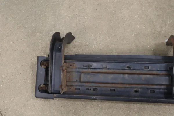 1997 Lexus LX450 Pair - Running Boards *RH Rear Trim Missing*