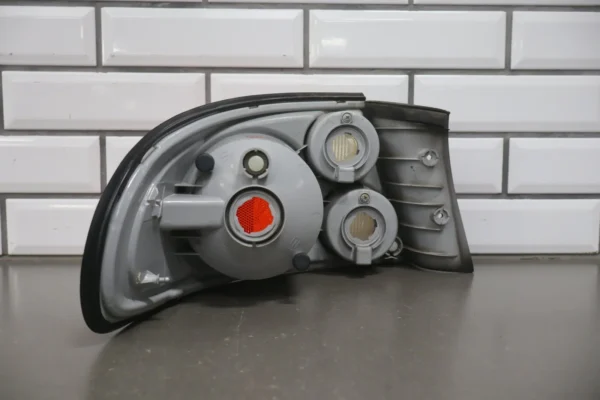 57_f6b4935e-857b-4440-8e3b-406af8c70e35 2004 Pontiac GTO Right Tail Light 92146793 OEM