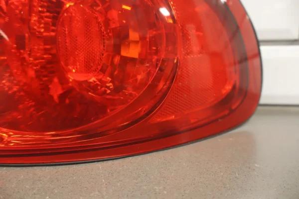 57_fdabc937-e107-4e22-93b3-e26570879889 2004 Pontiac GTO Right Tail Light 92146793 OEM