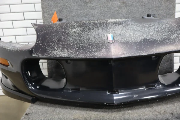 1998-2001 Chevrolet Camaro Front Bumper 10272185