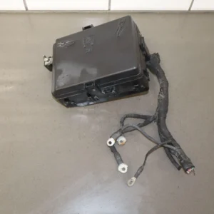 2017 Dodge Challenger Hellcat 6.2L Engine Fuse Box (Cut Harness) 68304818AC