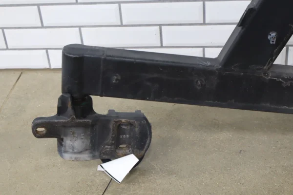 Hummer H2 SUV OEM Exterior Spare Tire Carrier W/Tow Hooks