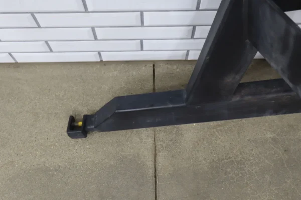 Hummer H2 SUV OEM Exterior Spare Tire Carrier W/Tow Hooks
