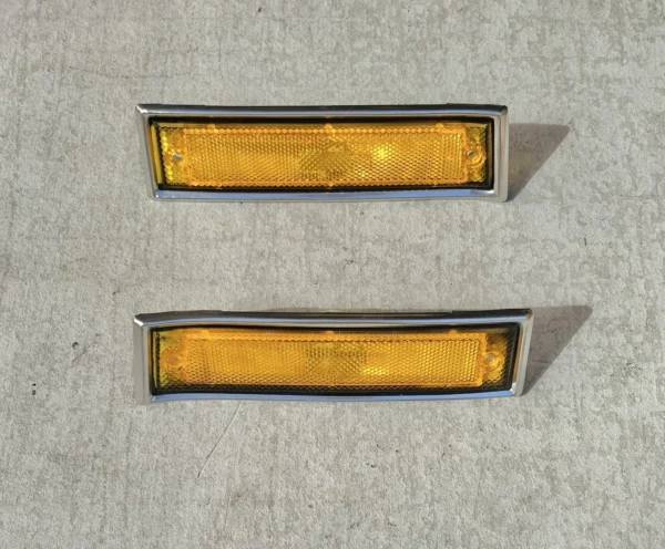 s-l1600 (1) 1981 1987 Chevrolet GMC Truck Side Marker Light 81-91 K5 Blazer Suburban Jimmy