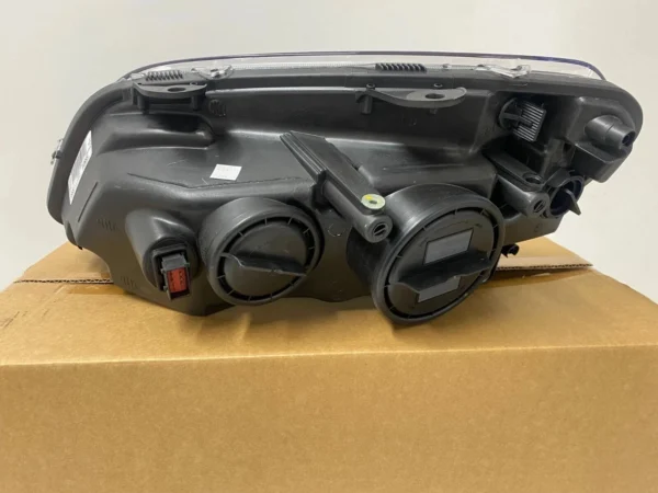 s-l1600 (21) New Genuine Chevrolet Caprice Includes PPV Pair of Headlamps