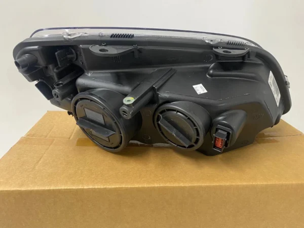 s-l1600 (26) New Genuine Chevrolet Caprice Includes PPV Pair of Headlamps