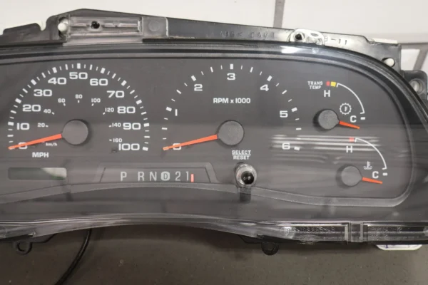 web_1b2e85dd-8bc6-47ec-bc20-578ba375a537 02-03 Ford Excursion OEM Speedometer Cluster Assembly 161K 2C3F-10849-FK