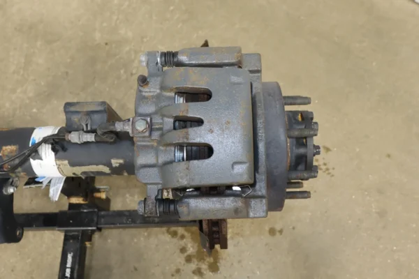 web_4bf087b7-97af-42cb-85c2-bf0ff37536b7 2011-2012 Ford F-250 Super Duty Rear Axle Assembly BC3Z4010B OEM 3.73 E-locker
