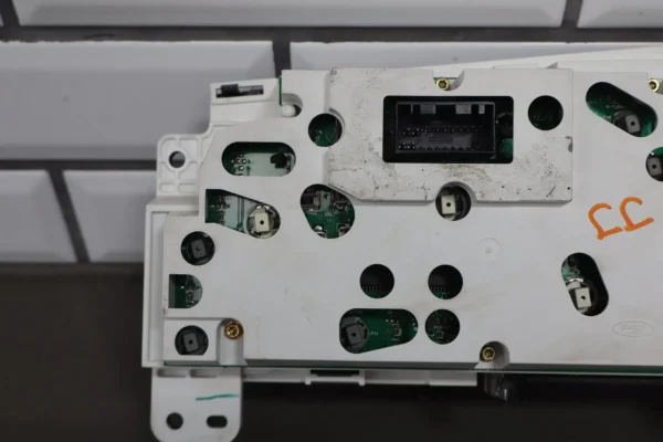 web_57840d84-f8f8-4e54-a0a3-0263386be27f 02-03 Ford Excursion OEM Speedometer Cluster Assembly 161K 2C3F-10849-FK