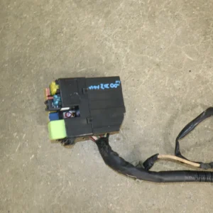 01-02 Mazda Miata Engine Fuse Relay Junction Box W/Harness