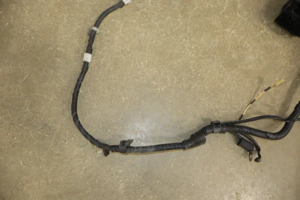 01-02 Mazda Miata Engine Fuse Relay Junction Box W/Harness