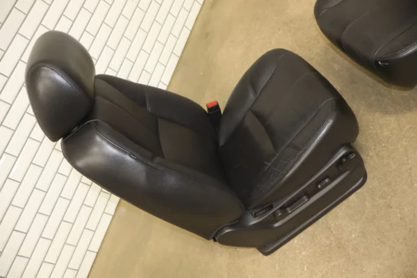 2012 GMC Yukon Pair Front Seats OEM