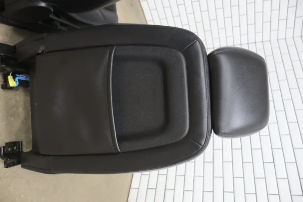 2012 GMC Yukon Pair Front Seats OEM
