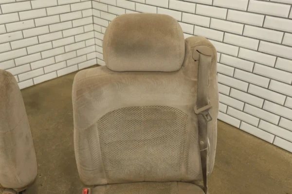 57_a2207508-4310-4d45-8fbd-e5957f7f07f4 (1) 99-02 Chevy GMC Silverado Sierra Extended Cab Seat Set Front/Rear Tan (52D)