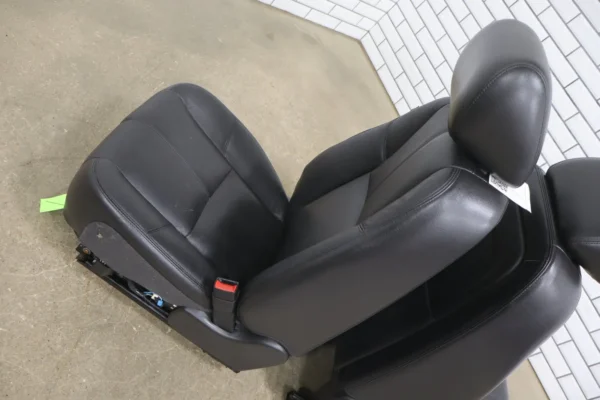 2012 GMC Yukon Pair Front Seats OEM