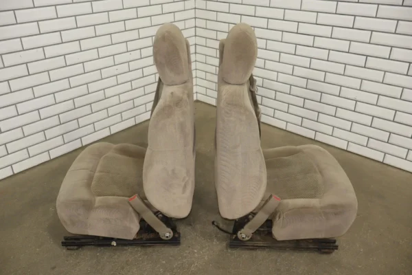 57_d97d12fb-f562-48e7-8e79-bd2a73f63ca8 (2) 99-02 Chevy GMC Silverado Sierra Extended Cab Seat Set Front/Rear Tan (52D)