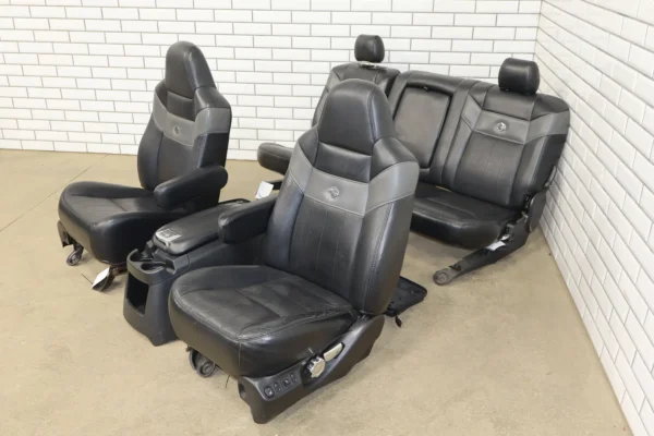web_060c02d5-f4ea-4ef5-89a4-3df2f8be6ace 99-07 Ford F-250 Super Duty Harley-Davidson Edition Leather Seats Set Black