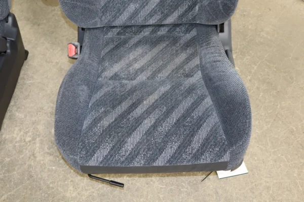 web_0985daf0-4d09-49e4-9950-27ea1f691072 1997-2001 Honda CR-V Cloth Seats Set Front/Rear OEM Charcoal