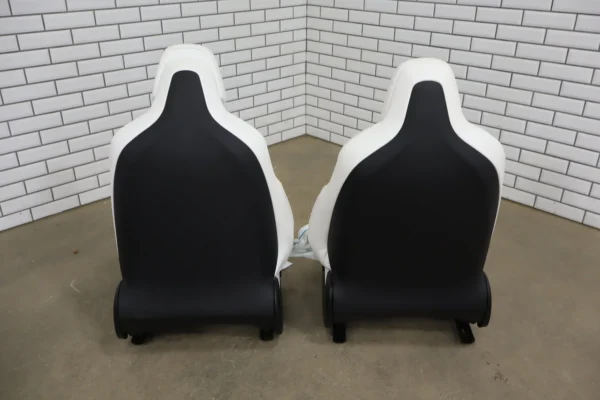 web_3fd0b2da-4356-43c2-b06f-6392c6418bca 2016-2020 Tesla Model X White Leather Seat Set 6 Seat OEM