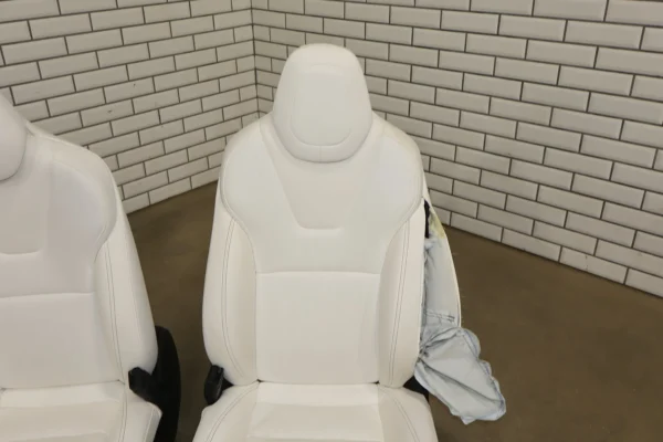 web_4a42c47f-e6e6-4a17-83f3-eda49f0c7102 2016-2020 Tesla Model X White Leather Seat Set 6 Seat OEM