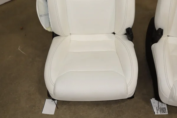 web_51ca9519-de5f-4e64-9f16-2ebdea065479 2016-2020 Tesla Model X White Leather Seat Set 6 Seat OEM