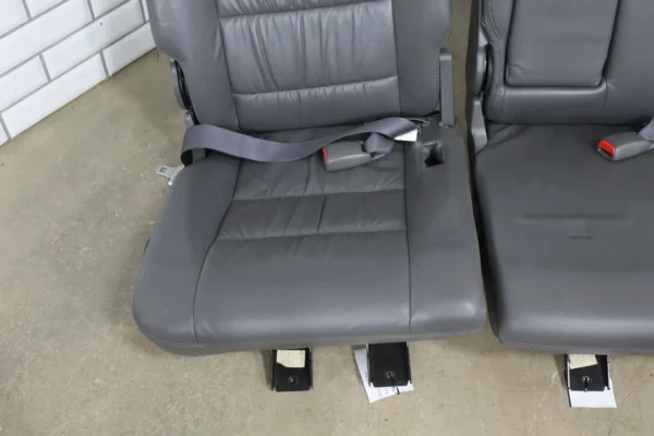 web_5340b0d1-aa6f-4c2e-b47a-949af0e5e3be 1999 Isuzu Trooper Limited Leather Seats Set