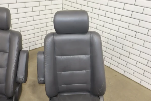 web_a95931eb-ed50-43f8-84b8-5577c97253a2 1999 Isuzu Trooper Limited Leather Seats Set