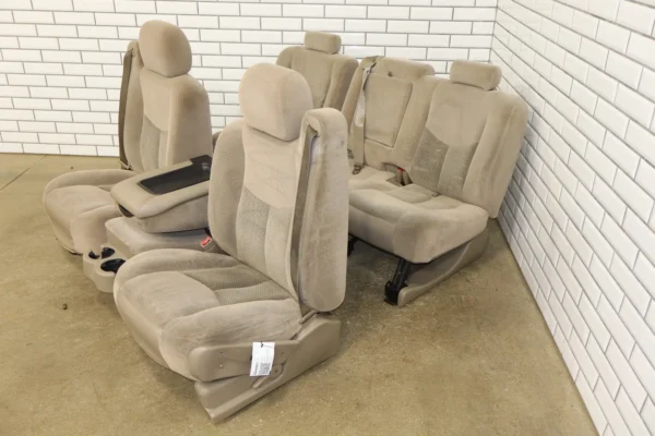2003-2007 Chevrolet Silverado HD Crew Cab Cloth Seats Set (Tan) GMT800