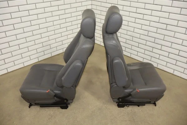 web_d943365b-ce04-4ffa-9b5c-dde5cba579fe 1999 Isuzu Trooper Limited Leather Seats Set