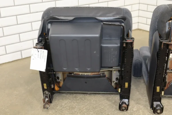 web_f4d2f407-736f-42af-875a-05dda637fd09 1997-2001 Honda CR-V Cloth Seats Set Front/Rear OEM Charcoal